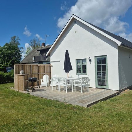 Villa Litet Hus I Mysig By Naera Havet Ystad Esterno foto