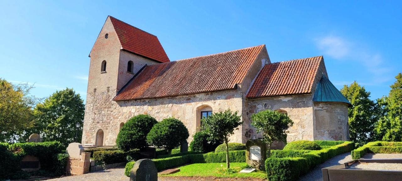 Villa Litet Hus I Mysig By Naera Havet Ystad Esterno foto