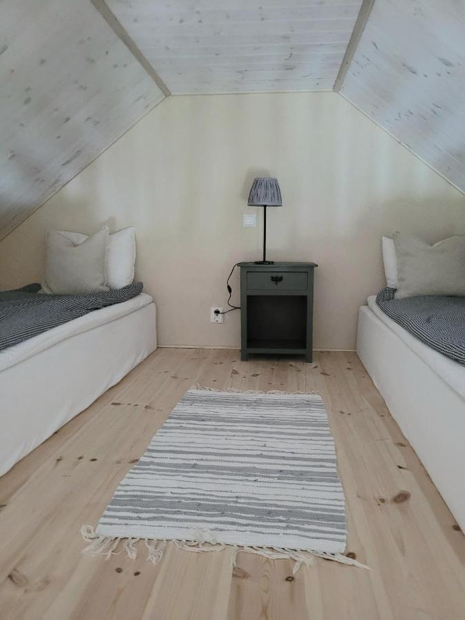Villa Litet Hus I Mysig By Naera Havet Ystad Esterno foto